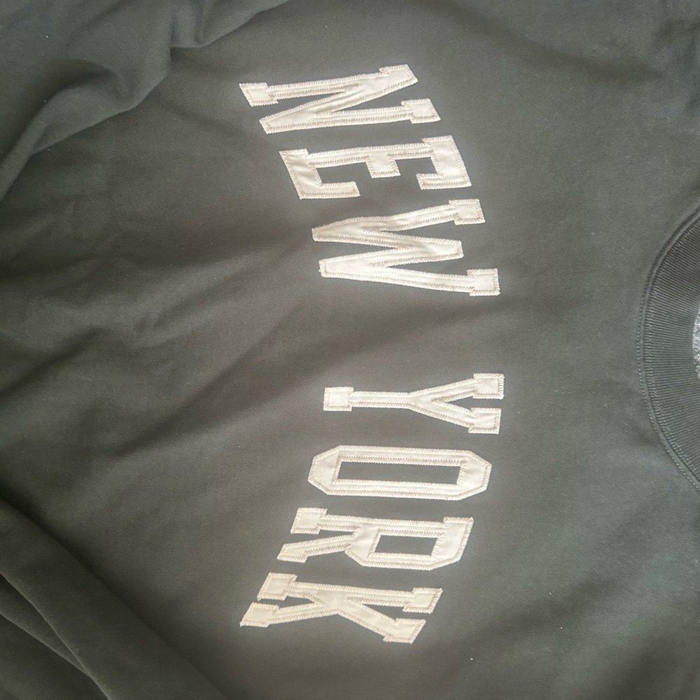 Brandy Melville/John GATT New York Graphic Sweatshirt- gentle wear/ OS